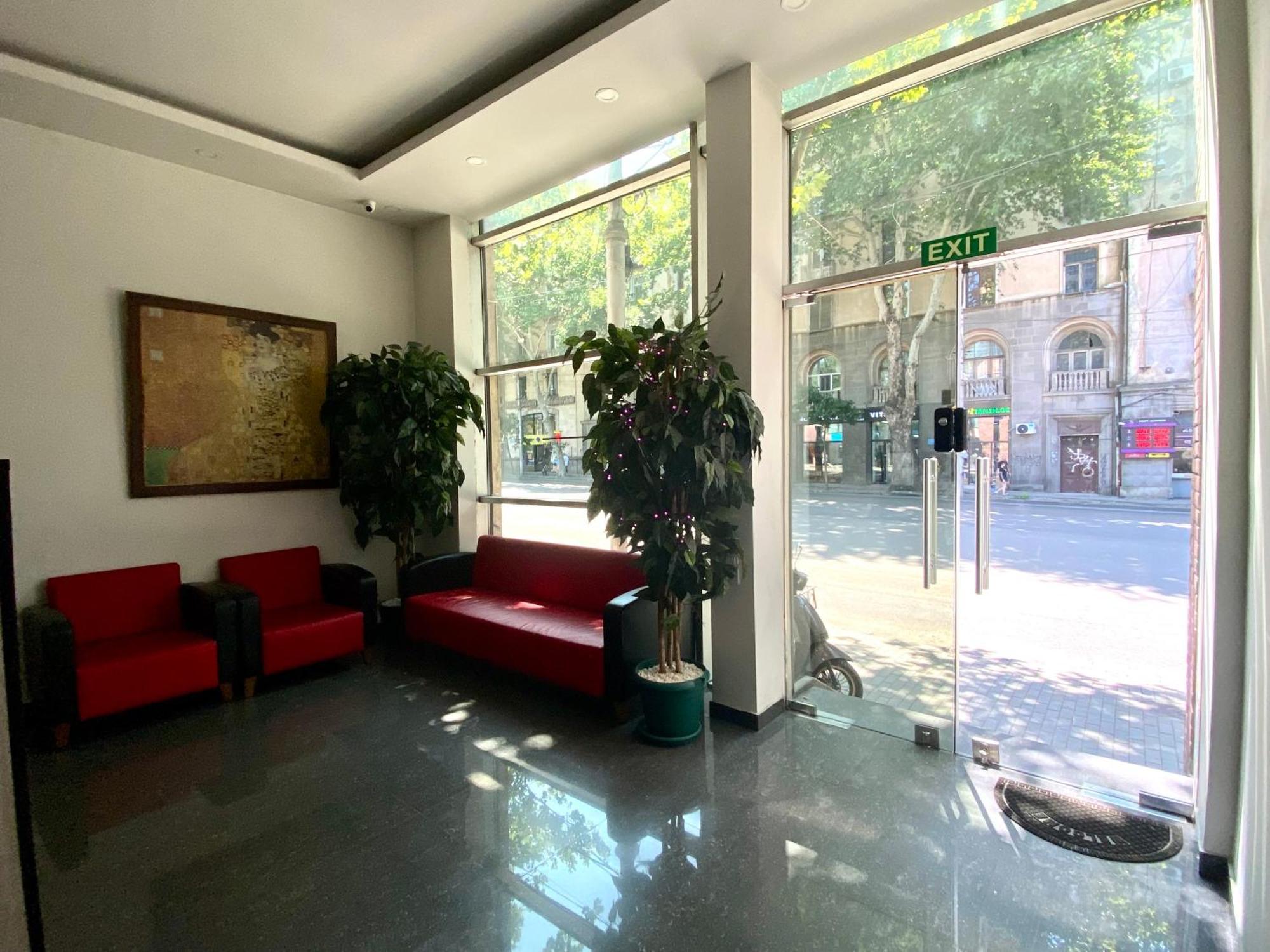 Queen Hostel Τυφλίδα Εξωτερικό φωτογραφία