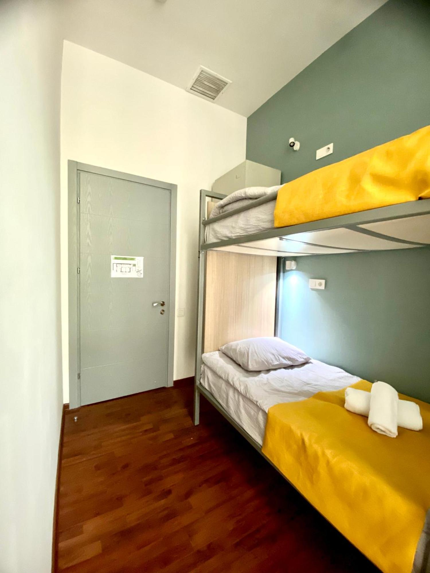 Queen Hostel Τυφλίδα Εξωτερικό φωτογραφία